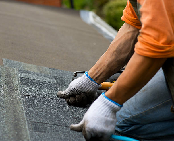 Best Commercial Roof Installation  in Random Lake, WI